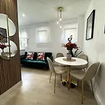 Avenzoar Apartments